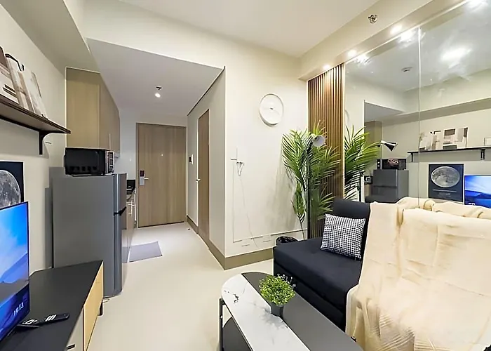 Gemstonebr In Smdc Fame Residences Hotel