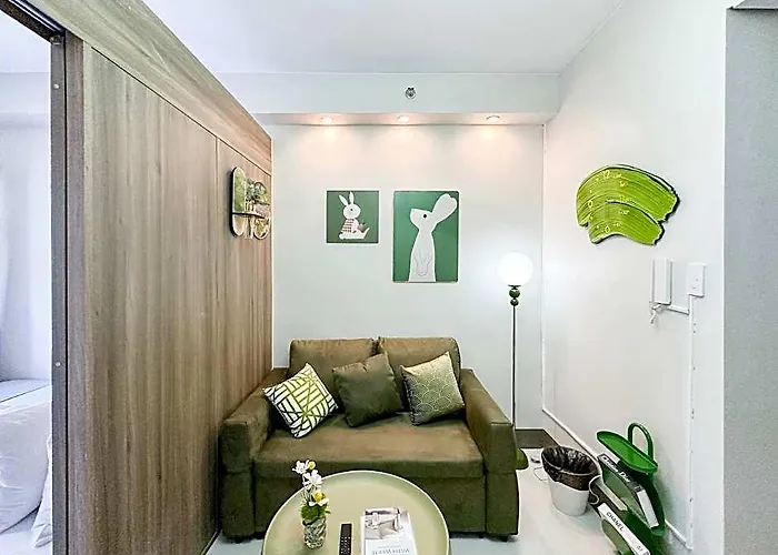 Gemstonebr In Smdc Fame Residences 4*